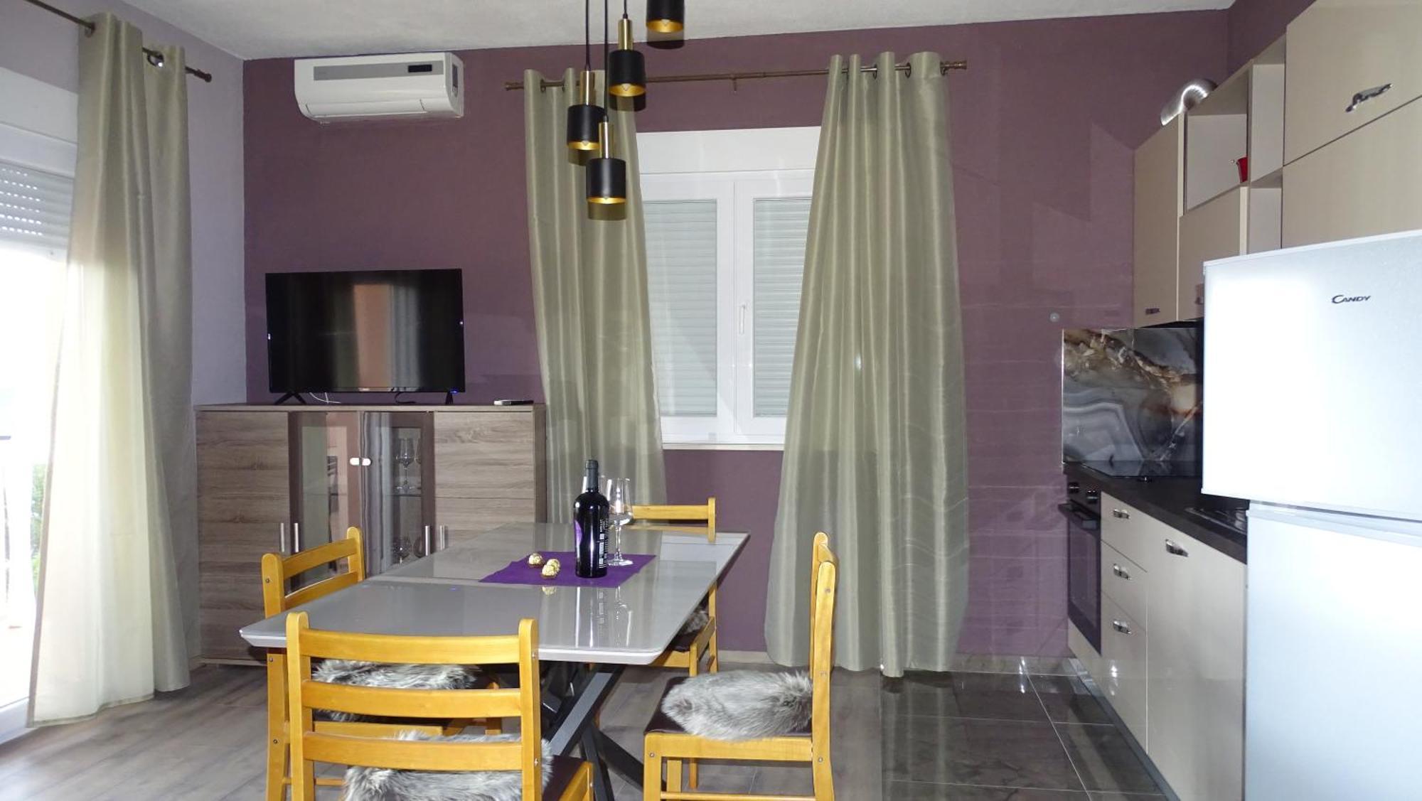 Apartments Luna ซูโกชัน ภายนอก รูปภาพ