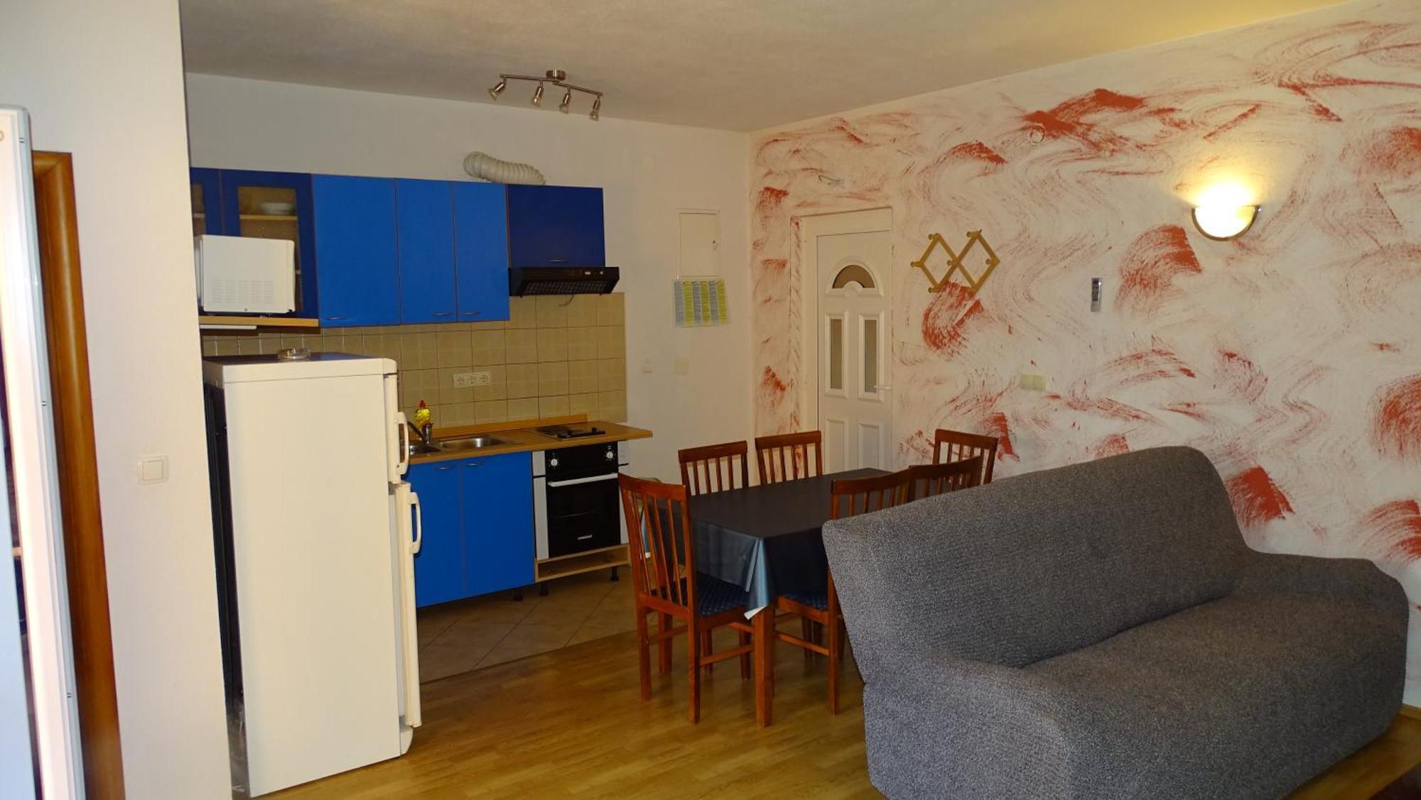 Apartments Luna ซูโกชัน ภายนอก รูปภาพ